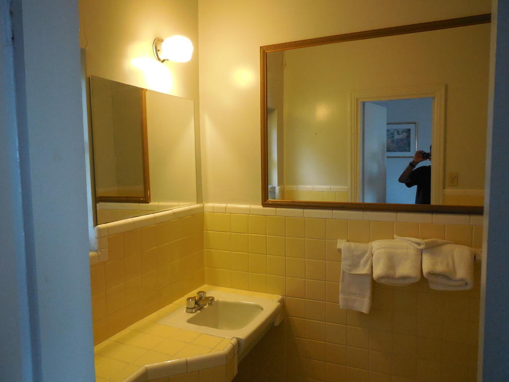 Tropicana Motel Wauchula Rum bild