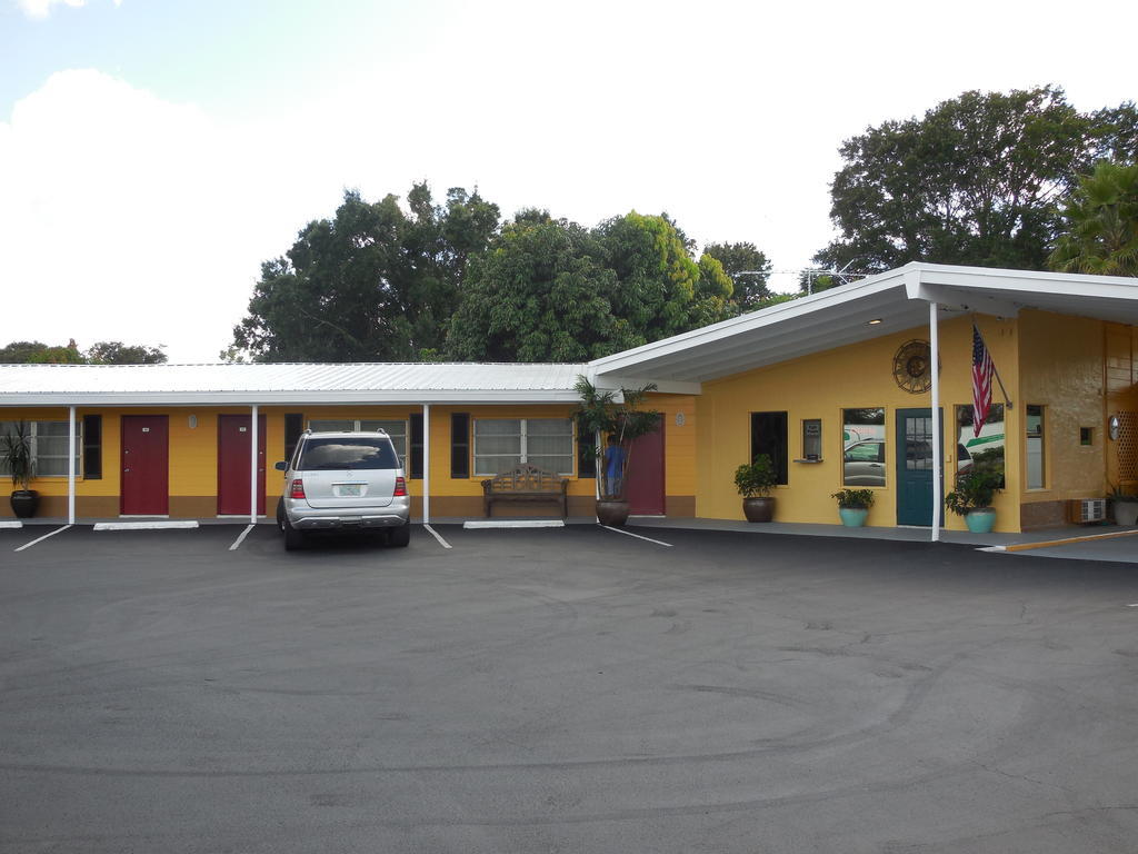 Tropicana Motel Wauchula Exteriör bild